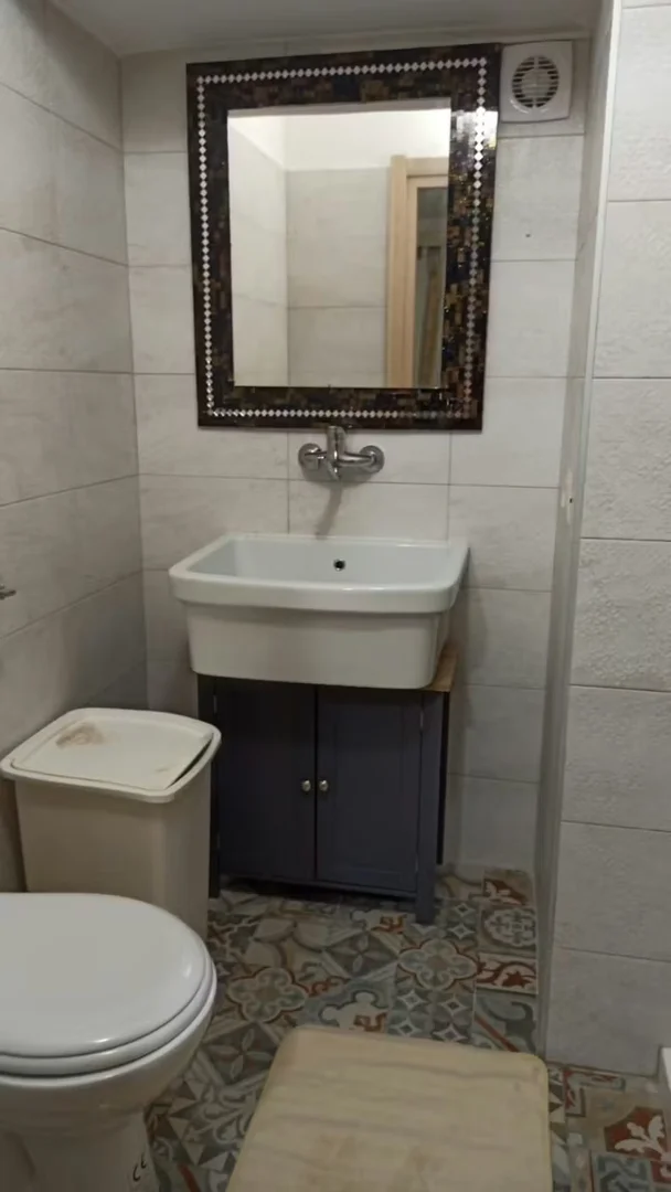 Habitación estudiantil económica con ubicación conveniente en 