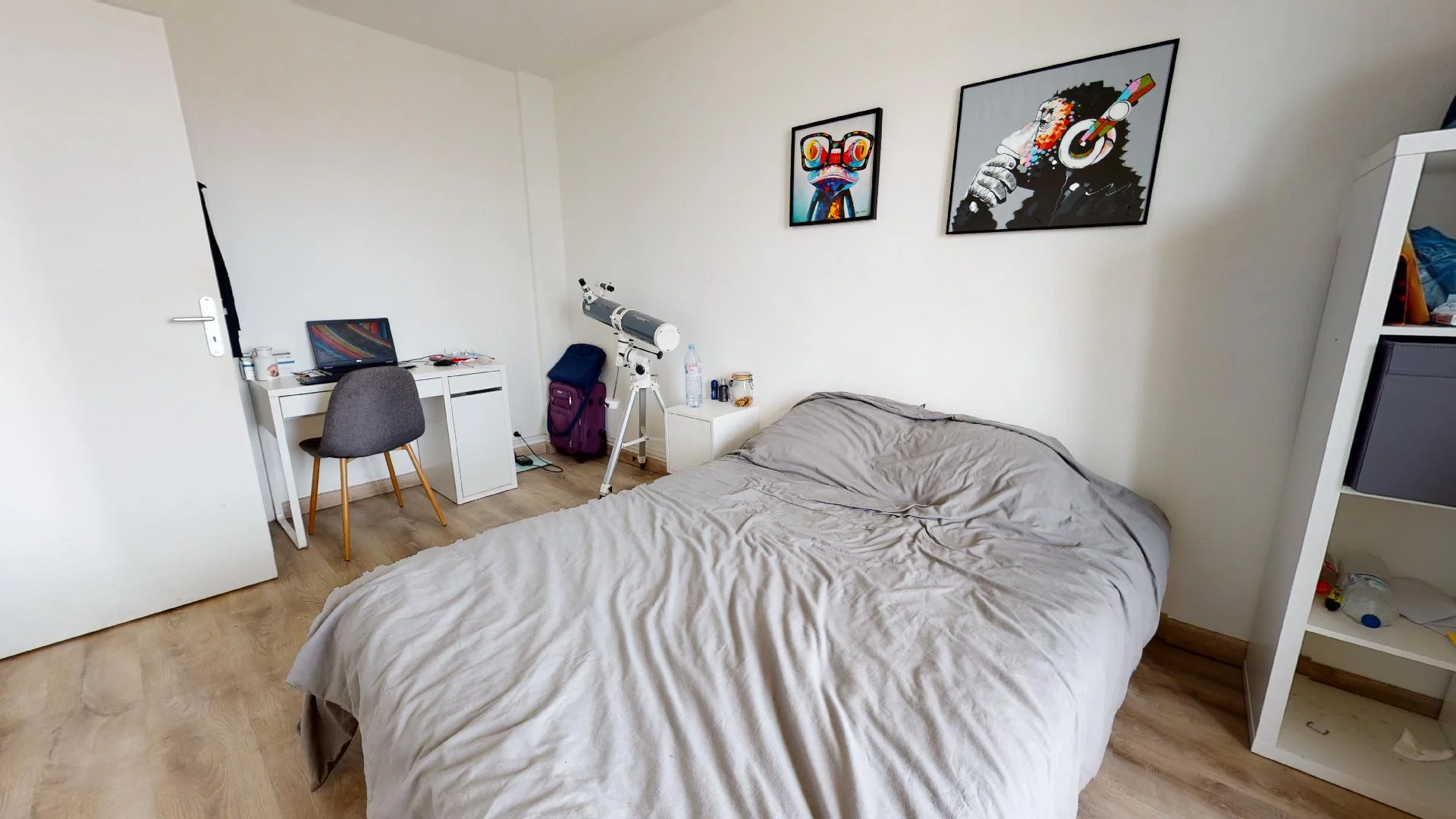 Habitación estudiantil económica con ubicación conveniente en 