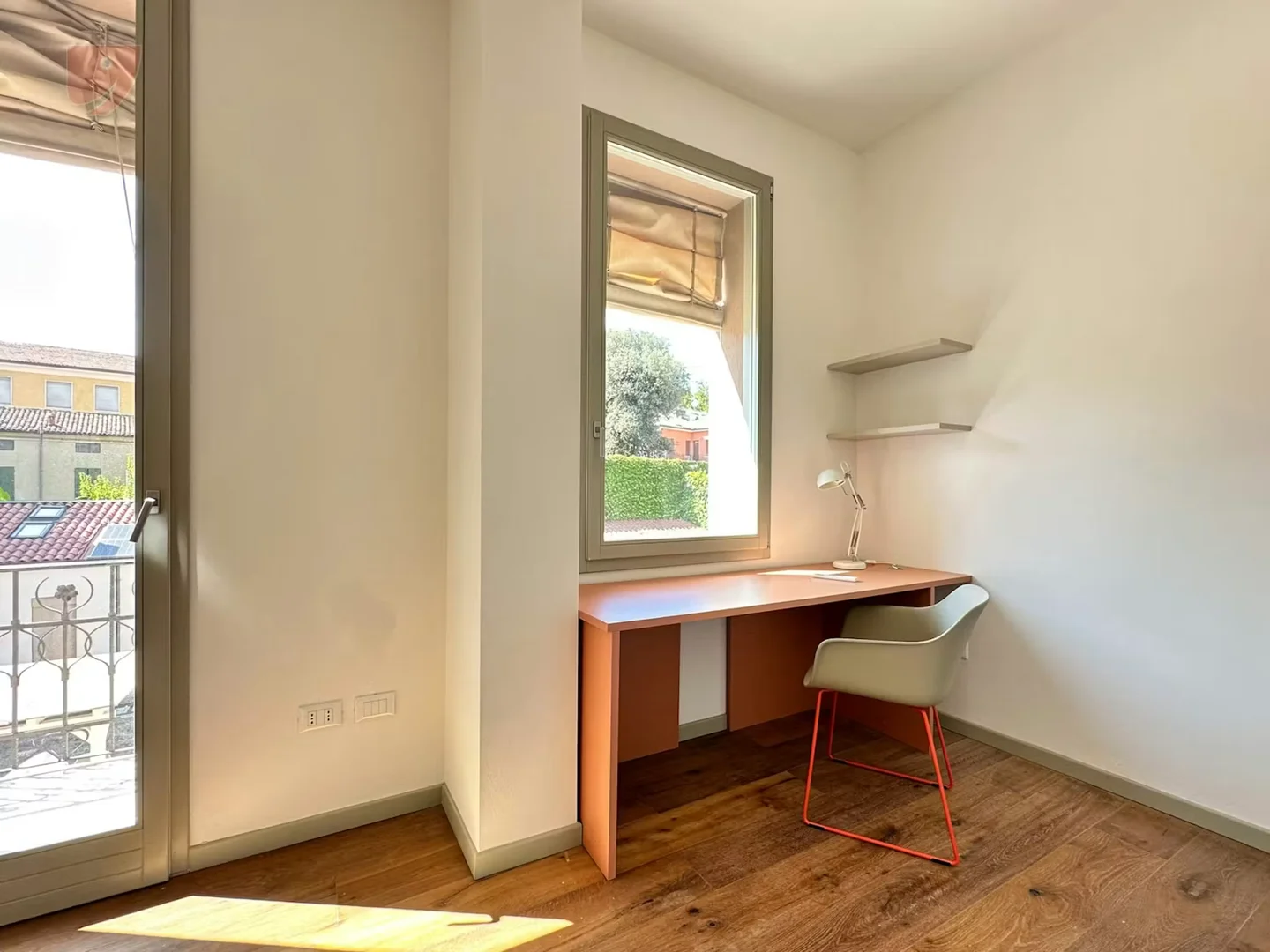 Habitación acogedora para estudiantes disponible en