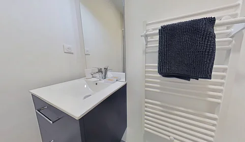 私人房间 在住宅内 在 54 Avenue de la Croix Blanche, 16的图像10