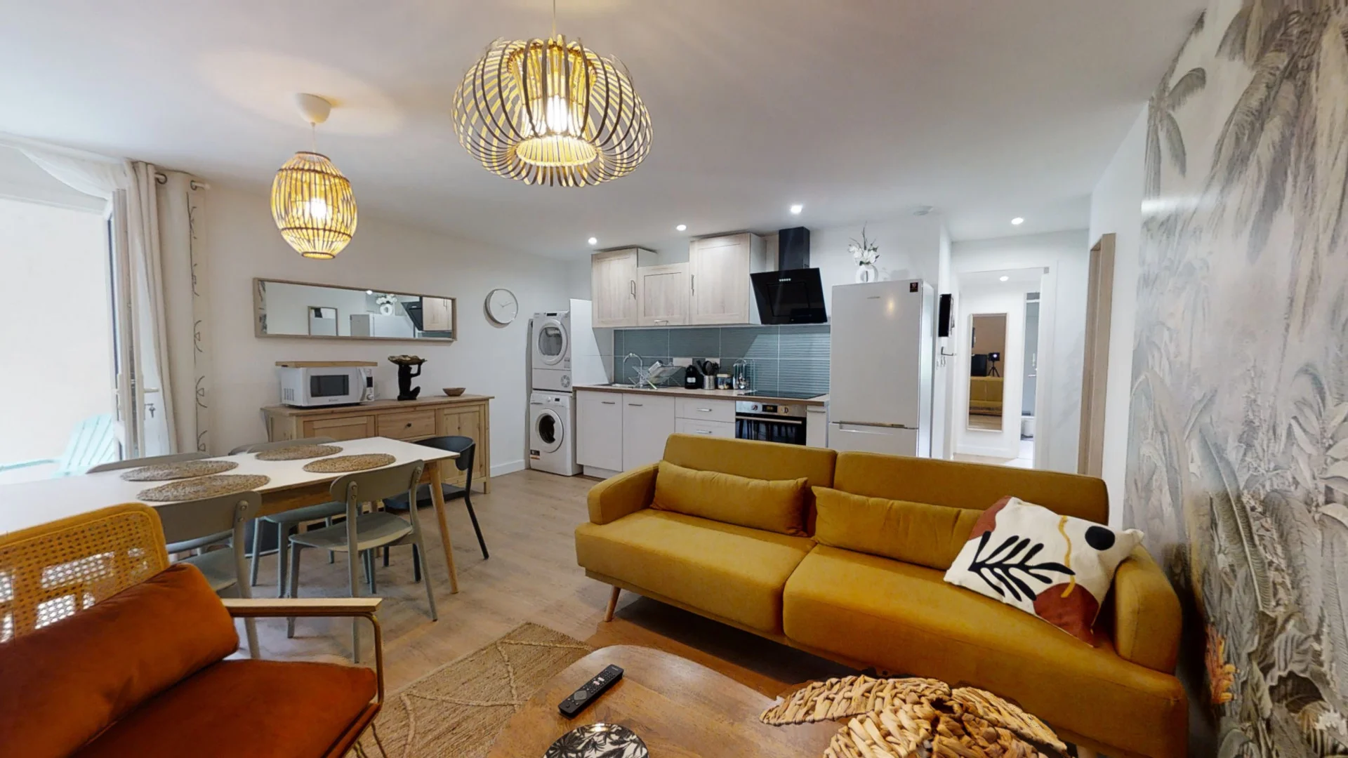 Room for rent in student apartment in , fully furnished