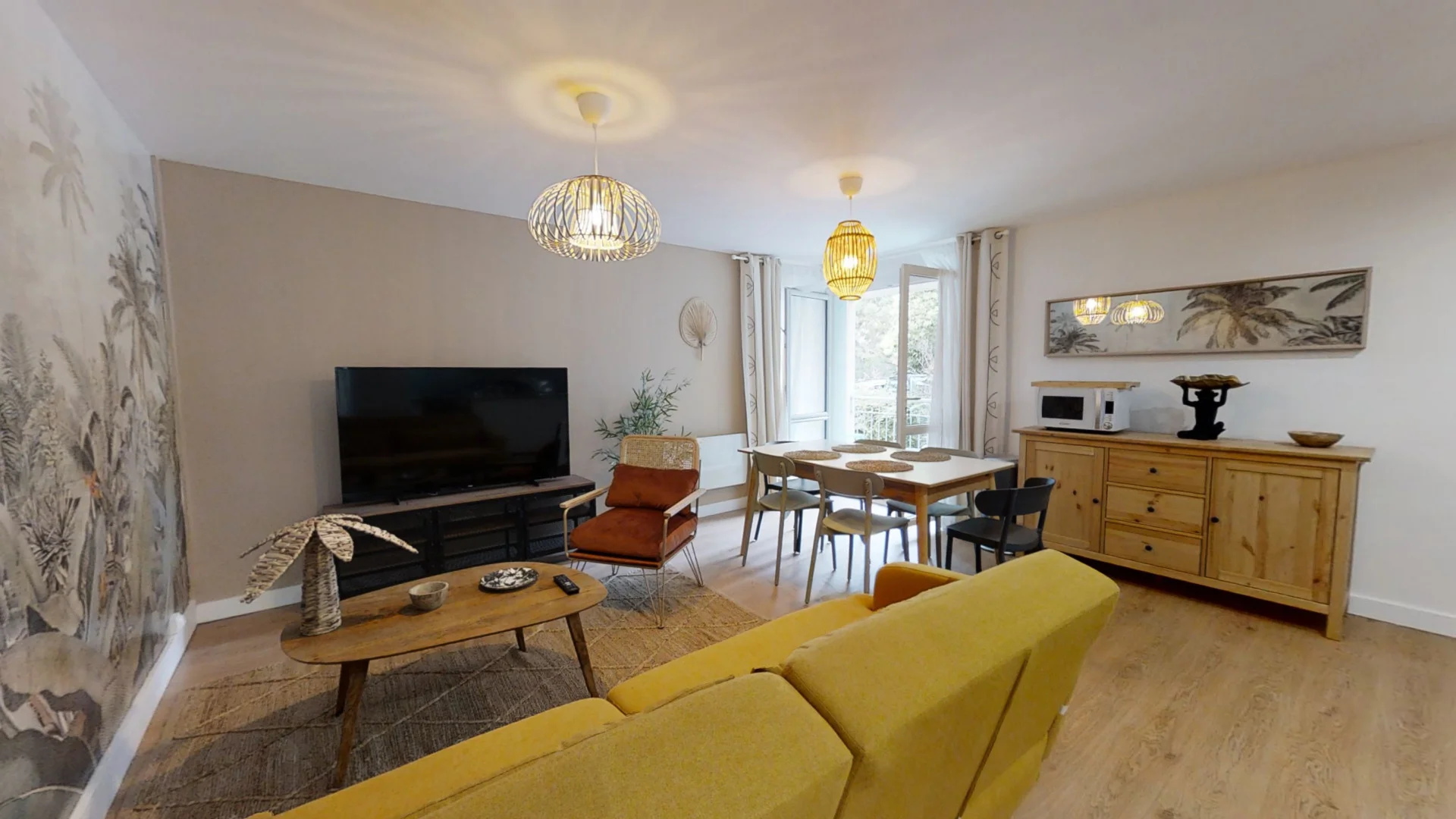 Student-friendly room in with modern amenities