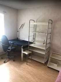 Quarto privado em Imatragatan 123, imagem 1 de 10