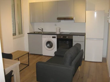 Habitación privada en Marseille, 13005, imagen 1 de 6
