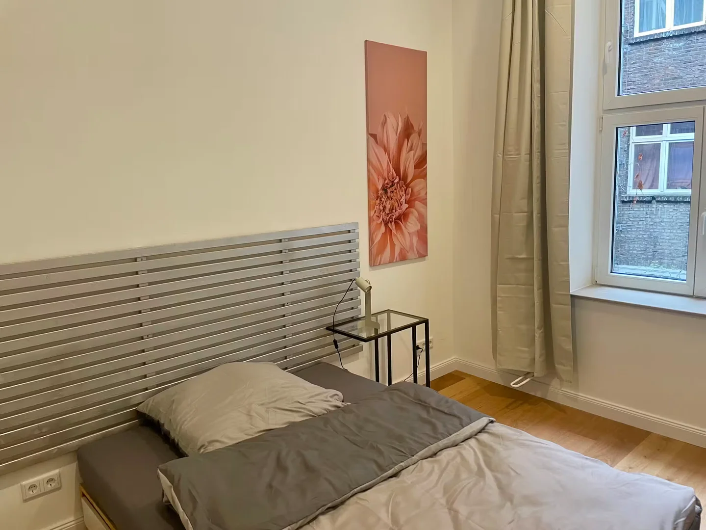 Habitación asequible para estudiantes con buena iluminación en 