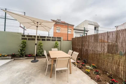 Logement entier à Rua de Lisboa, Ponta Delgada, image 8 de 10