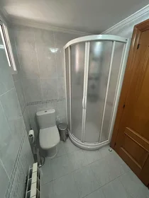 Stanza privata in Calle Francisco Ferrer, Actur-Rey Fernando, immagine 9 di 10