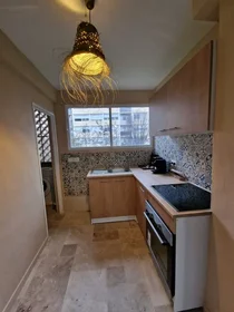 Entire apartment at Avenue Pierre Sémard, , image 4 of 7