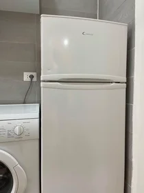 Quarto privado em Vico Orto del Conte, Porto, imagem 8 de 10