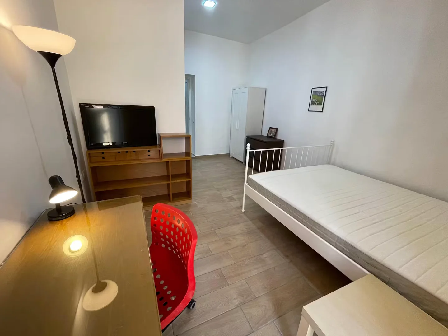 Chambre d'étudiant bon marché à proximité du campus dans