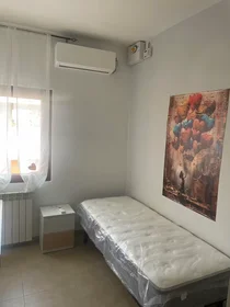 Prywatny pokój Via Bengasi, Quartieri Settecenteschi, obraz 7 7