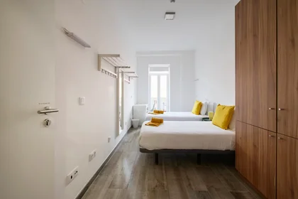 Quarto privado em Avenida Defensores de Chaves, Lisbon, imagem 1 de 10