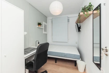 Quarto para alugar num apartamento partilhado em Reus