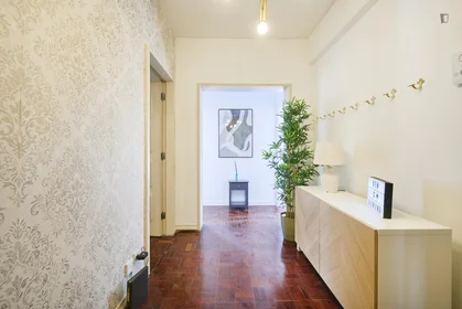 Private room at Avenida dos Estados Unidos da América, image 22 of 49