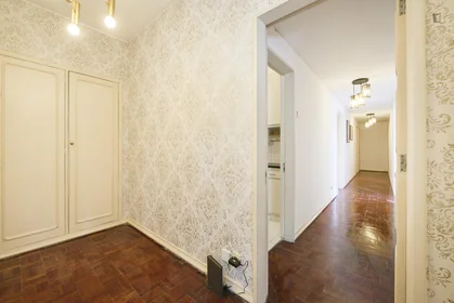 Private room at Avenida dos Estados Unidos da América, image 23 of 49