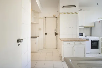 Private room at Avenida dos Estados Unidos da América, image 30 of 49