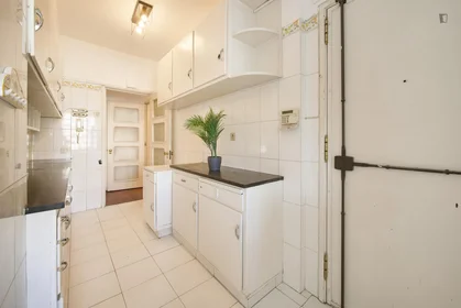 Private room at Avenida dos Estados Unidos da América, image 33 of 49