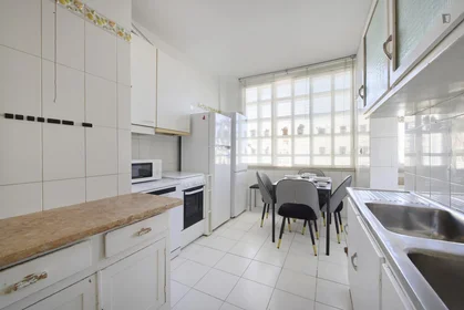 Private room at Avenida dos Estados Unidos da América, image 35 of 49