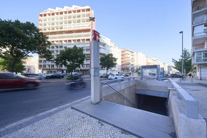 Private room at Avenida dos Estados Unidos da América, image 46 of 49