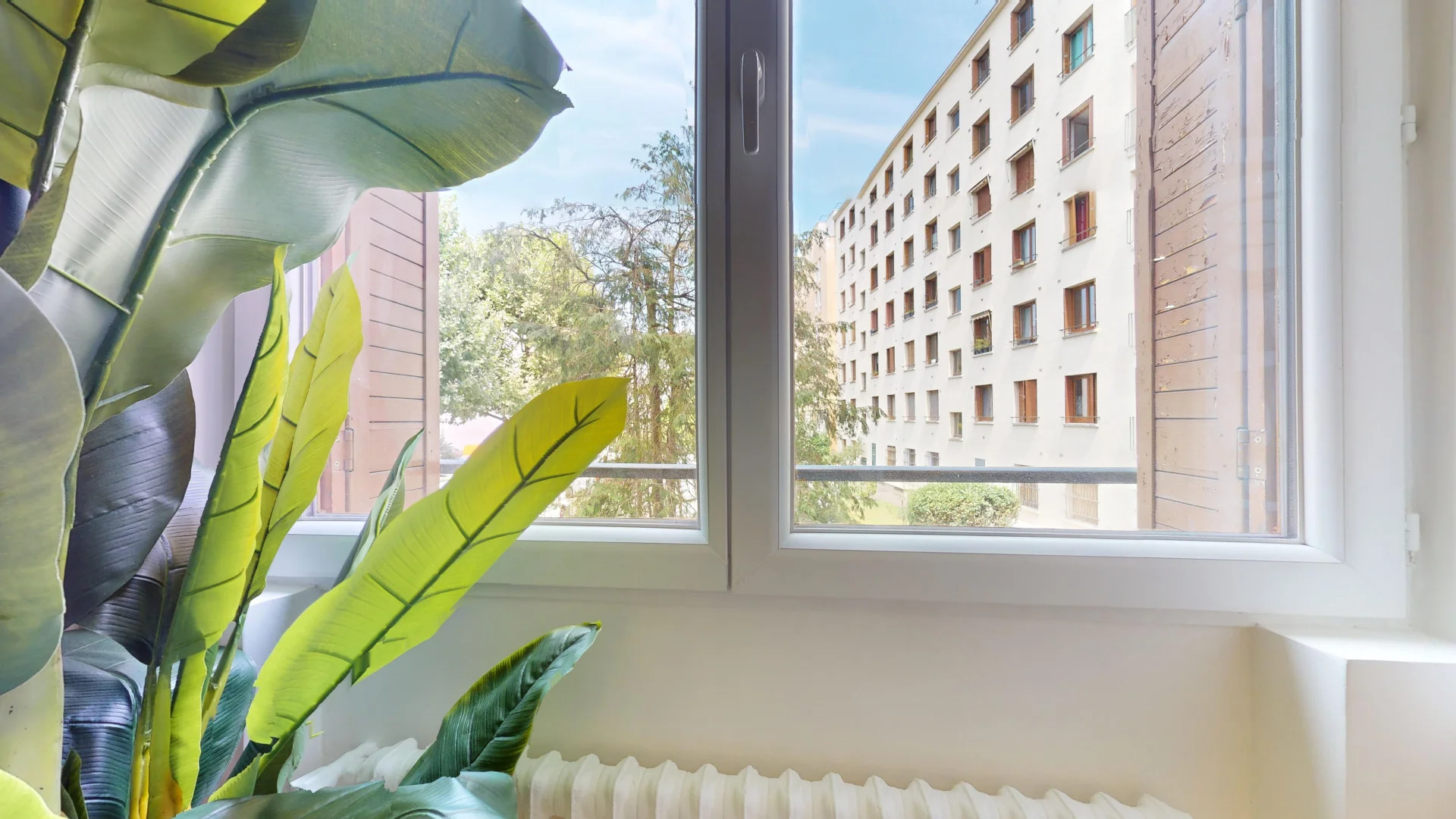 'de öğrenci dairesinde, tamamen mobilyalı kiralık oda