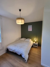 Alquiler de habitaciones por meses en Cergy