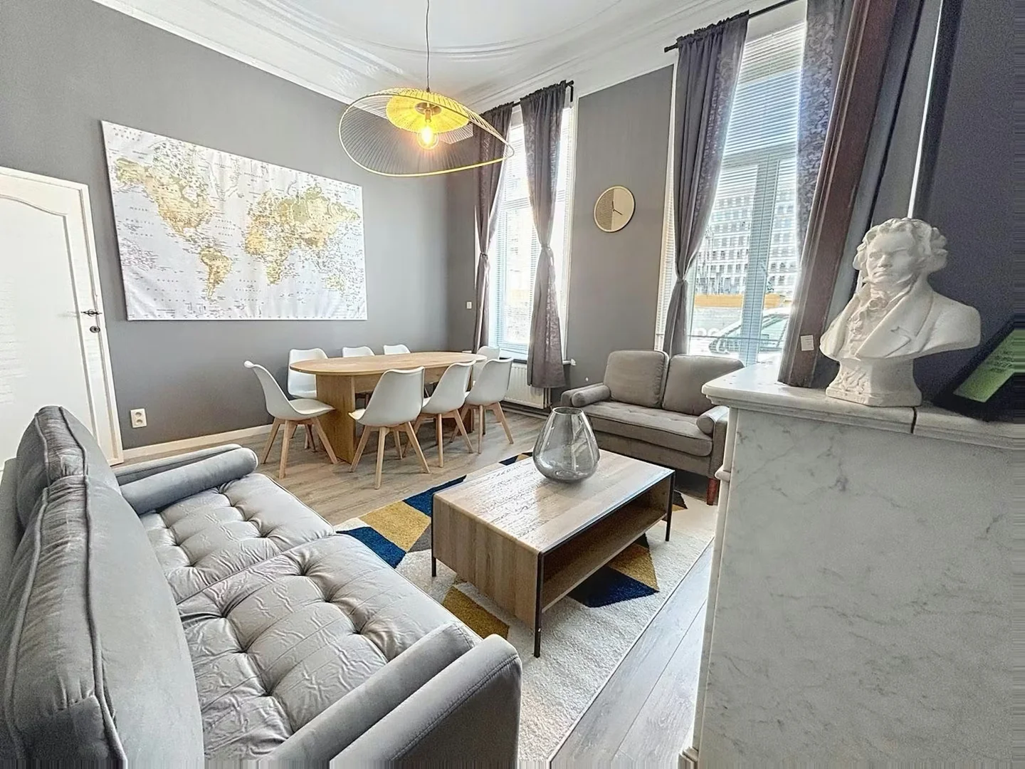 Camera per studenti in  con area studio e servizi in comune