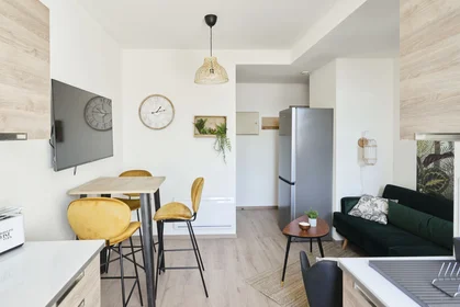 Quarto privado em 27 RUE MARECHAL OUDINOT, imagem 5 de 13