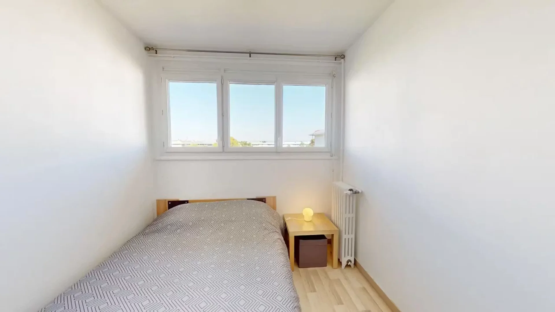  bölgesinde konforlu ve ferah öğrenci odası