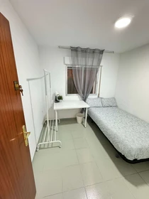 Renting rooms by the month in Getafe