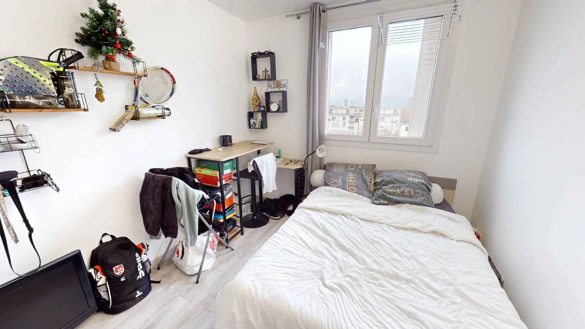 Chambre d'étudiant confortable et spacieuse dans 
