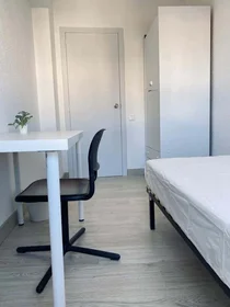 Privatzimmer in der Ronda de la Magdalena, 75, 12004 Castelló de la Plana, Castelló, España, bild 2 von 13