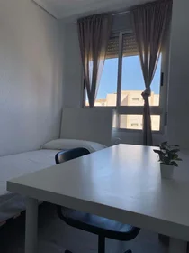 Privatzimmer in der Ronda de la Magdalena, 75, 12004 Castelló de la Plana, Castelló, España, bild 4 von 13