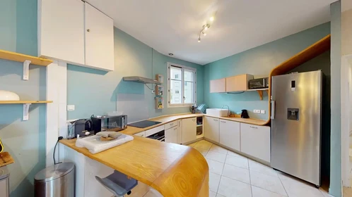 Quarto privado em Rue de l'Intendant Le Nain, , imagem 8 de 10