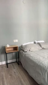 Quarto para alugar com cama de casal em Jaen