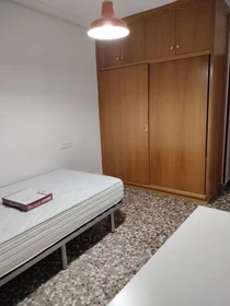 Chambre à louer avec lit double Murcia