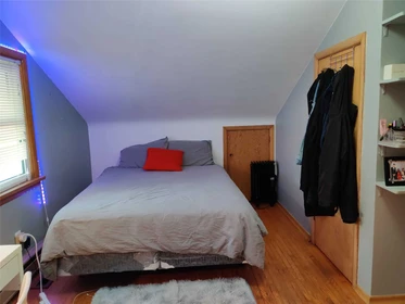 Chambre à louer dans un appartement en colocation à Waterloo