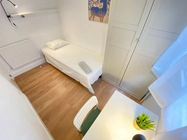 Quarto barato em Madrid