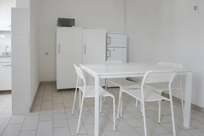 Chambre privée à Via Colli Aminei, image 12 de 18