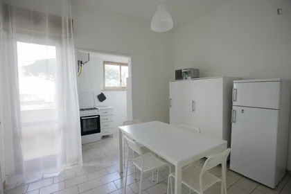 Chambre privée à Via Colli Aminei, image 9 de 18