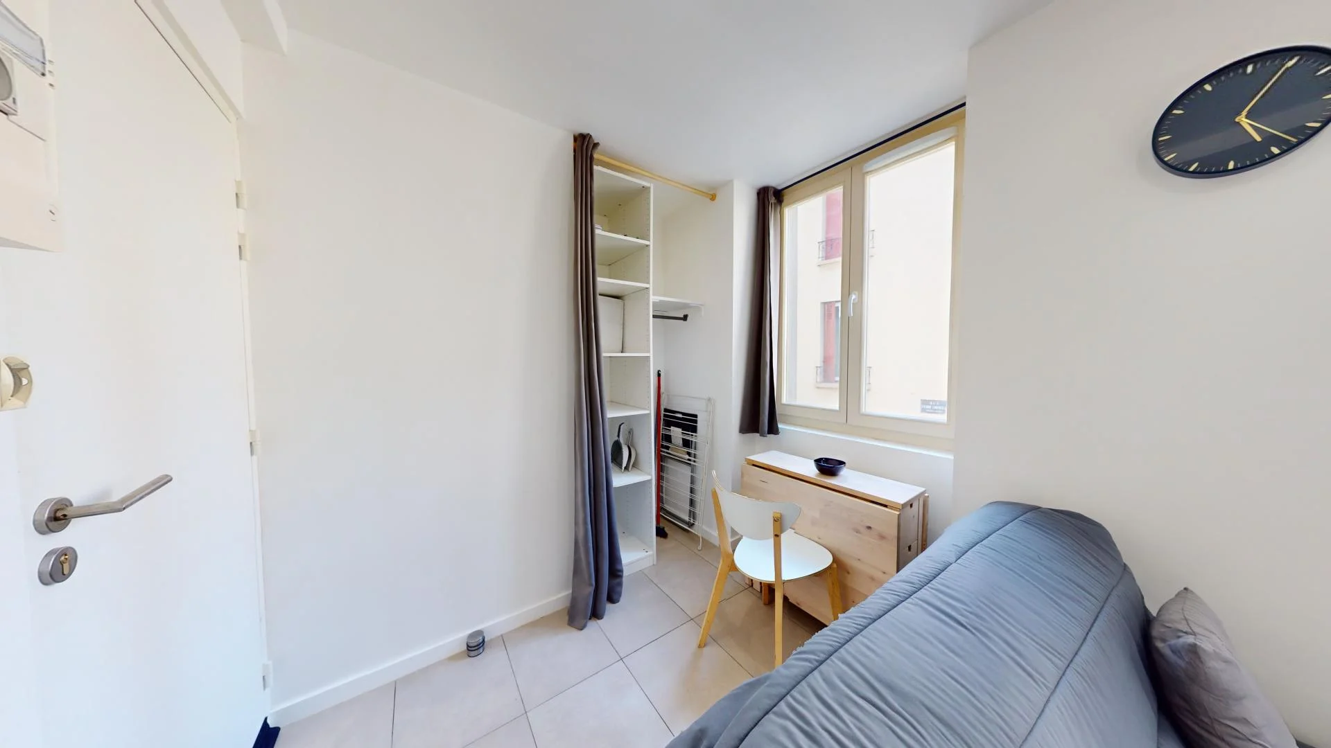 Habitación asequible para estudiantes con buena iluminación en 