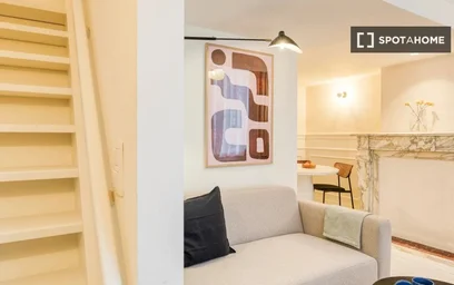 Studio at Rue d'Ecosse, image 9 of 15