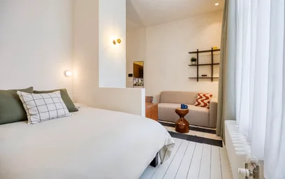整套公寓 在 Rue d'Écosse, Berckmans-Hotel des Monnaies, 10的图像1