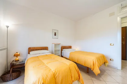Privatzimmer in der Via Giuseppe Gregoraci, bild 2 von 17