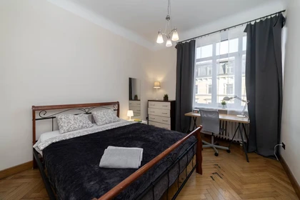 Quarto para alugar ao mês em Riga