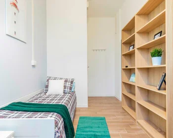 Quarto privado em Viale Alfredo Oriani, imagem 2 de 11