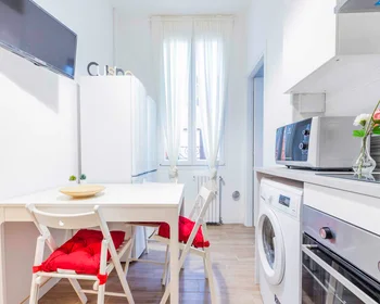Quarto privado em Viale Alfredo Oriani, imagem 7 de 11