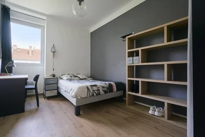 Stanza privata in 9 Rue Auguste Prost, immagine 18 di 21