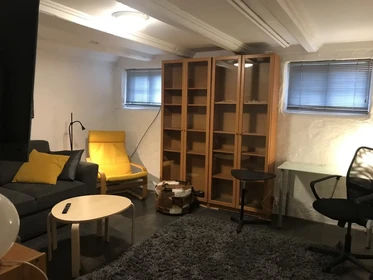 Zimmer zur Miete in einer WG in Reykjavik