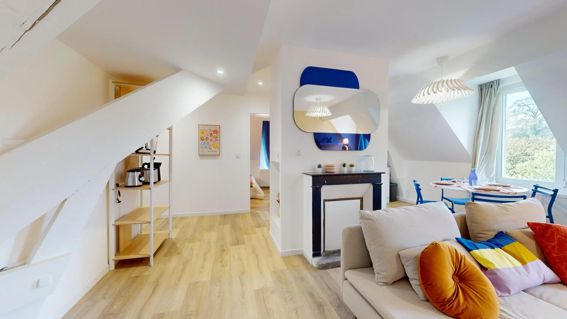 Cozy room for students available in 
