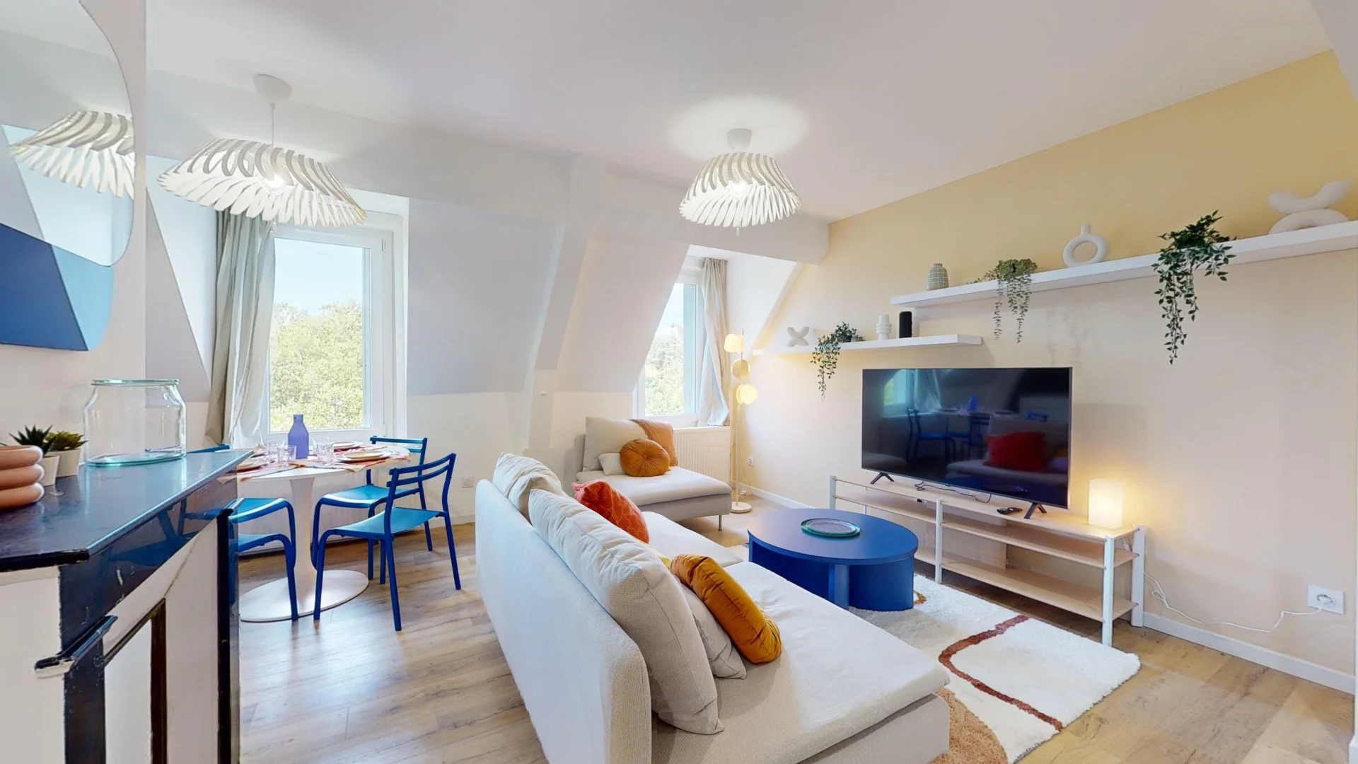Room for rent in student apartment in , fully furnished
